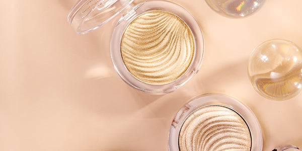 bounce into radiance with the Catrice Aura Glam Bouncy Highlighter. It's innovative formula combines a luminous, multidimensional glow with a unique bouncy, cream-to-powder texture.