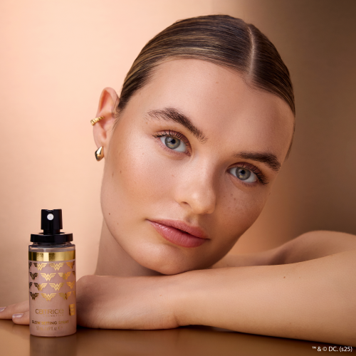 Wonder Woman Glow Setting Spray