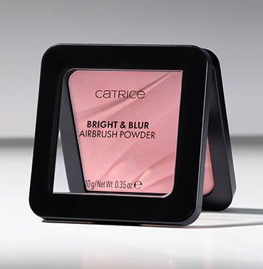 Blurred To Perfection. Bright & Blur Airbrush Powder
